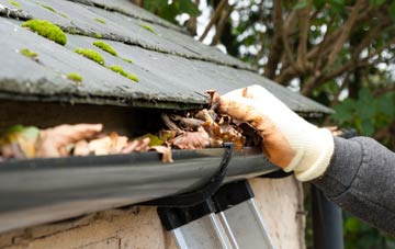 gutter cleaning Carisbrooke, Isle Of Wight